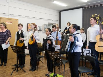 В Черноисточинской детской школе искусств состоялся отчетный концерт «Музыка наших сердец»