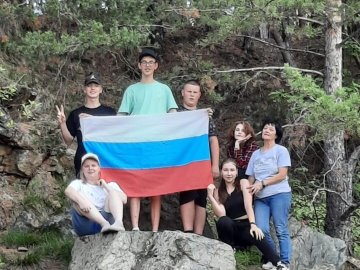 В округе отметили День Государственного флага Российской Федерации