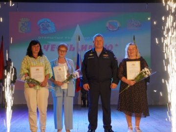4 июля в селе Покровское состоялся XV открытый районный фестиваль военно-патриотической песни «Честь имею» имени Фидариса Ахмаева