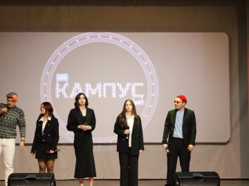 В зале Николо-Павловского центра культуры открылся сезон фестиваля лиги КВН