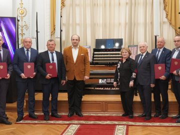 Подписание трехсторонних соглашений о реализации проекта «Муниципальный органный концертный зал Свердловской области»