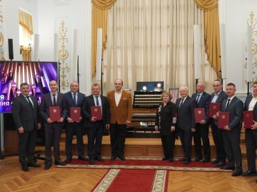 Подписание трехсторонних соглашений о реализации проекта «Муниципальный органный концертный зал Свердловской области»