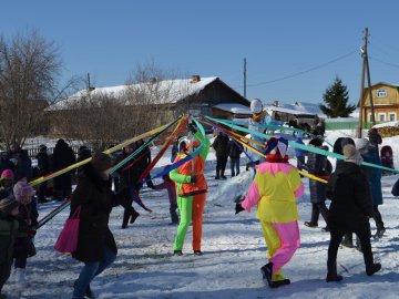 В Горноуральском городском округе прошли масленичные гулянья