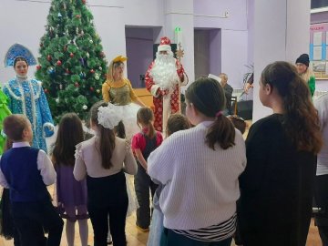 Жители округа отметили Новый год и Рождество Христово