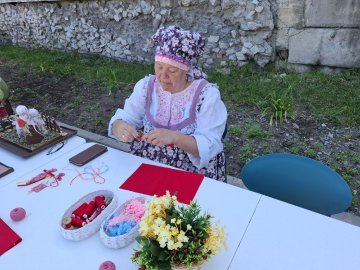 В округе прошел фестиваль-конкурс "Счастливы вместе", посвященный Дню семьи, любви и верности