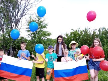 В округе отметили День Государственного флага Российской Федерации