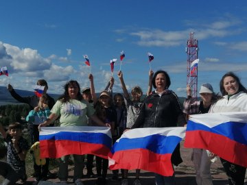 В округе отметили День Государственного флага Российской Федерации
