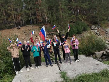 В округе отметили День Государственного флага Российской Федерации