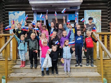 В округе состоялись мероприятия, посвященные Дню Государственного флага Российской Федерации