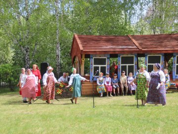 «На завалинке у тётушки Забавушки»