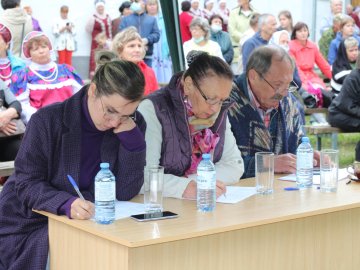 «Самоцветная сторона»  принимает гостей