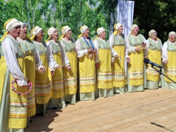 В округе прошел фестиваль-конкурс "Счастливы вместе", посвященный Дню семьи, любви и верности