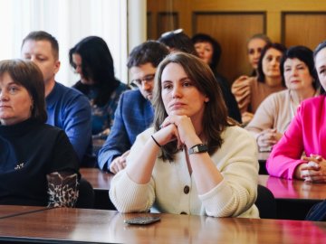 Работников культуры округа поздравили с праздником 
