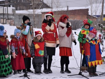     Жители округа отметили Новый год и Рождество Христово