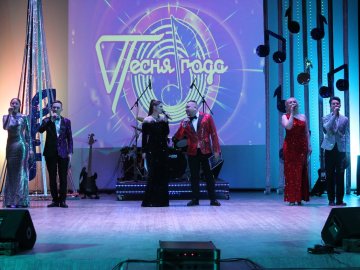 С Новым 2025 годом!