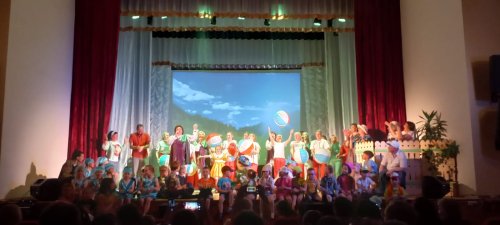 Отчетный концерт в Новоасбестовском центре культуры