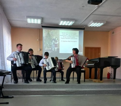 29 апреля 2022 года в стенах Горноуральской детской школы искусств прошёл концерт музыкального отделения  «Za мир!»